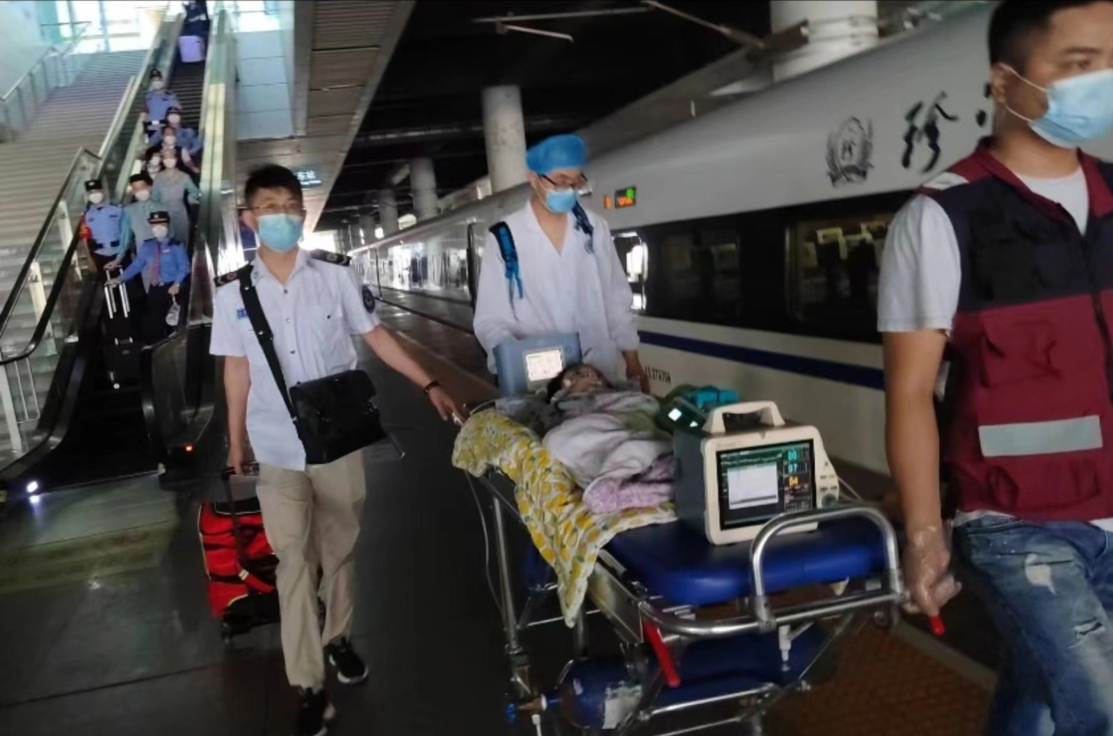 台安县高铁转运公司